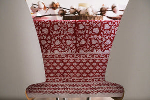 Mantel Kavya Rojo