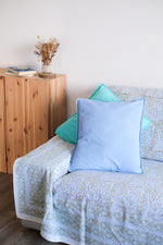 Charger l&#39;image dans la galerie, Cubresofá Theesl Ocre y Azul
