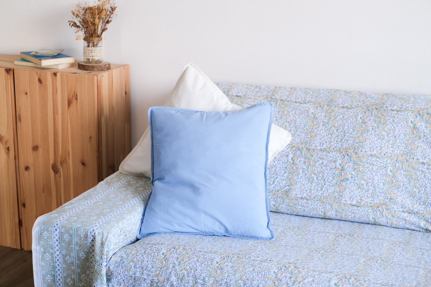 Cubresofá Theesl Ocre y Azul