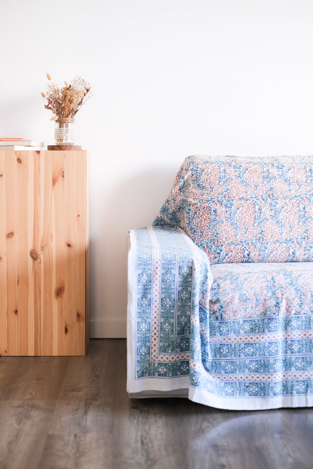 Cubresofá Theesl Azul y Naranja