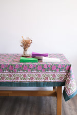 Carica l&#39;immagine nel visualizzatore di Gallery, Mantel Kokoon Verde y Rosa
