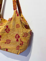 Cargar imagen en el visor de la galería, Bolso Jeb peces rojos

