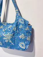 Lade das Bild in den Galerie-Viewer, Bolso Jeb flor azul
