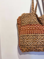 Lade das Bild in den Galerie-Viewer, Bolso Thaila Bagrú marrón
