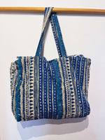 Lade das Bild in den Galerie-Viewer, Bolso Thaila rallas azules
