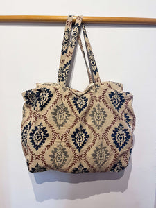 Bolso Thaila hojas grandes
