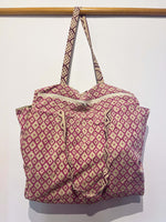 Lade das Bild in den Galerie-Viewer, Bolso Thaila rombos rosas
