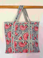 Charger l'image dans la galerie, Bolso Gudaguda II flores rosas con cremallera
