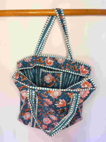 Cargar imagen en el visor de la galería, Bolso Gudaguda II flores salmón con cremallera
