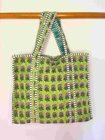 Lade das Bild in den Galerie-Viewer, Bolso Gudaguda II verde con cremallera
