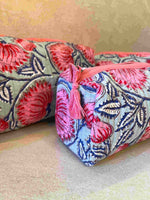 Cargar imagen en el visor de la galería, Neceser flor rosa
