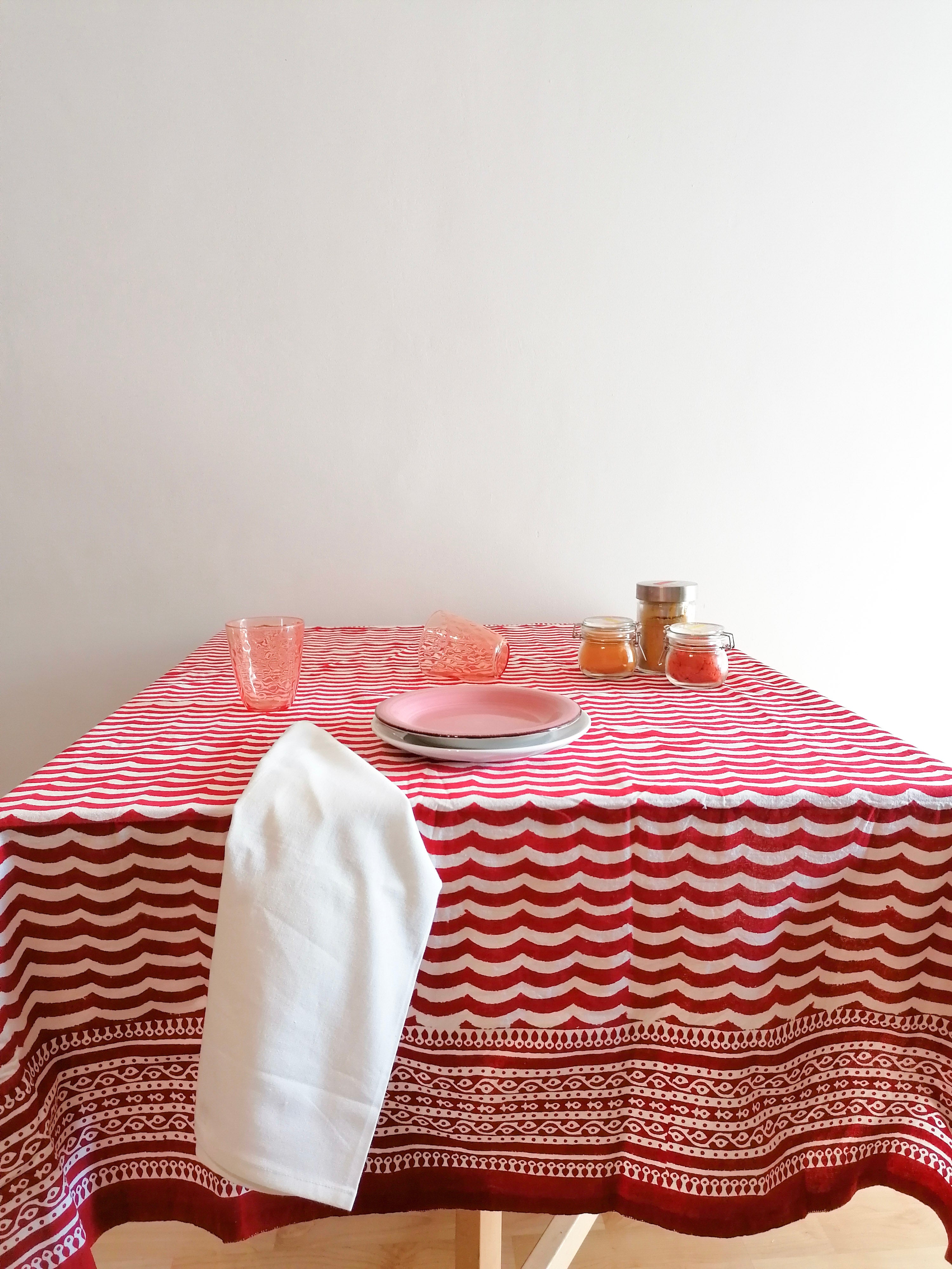 Mantel Saagar Rojo