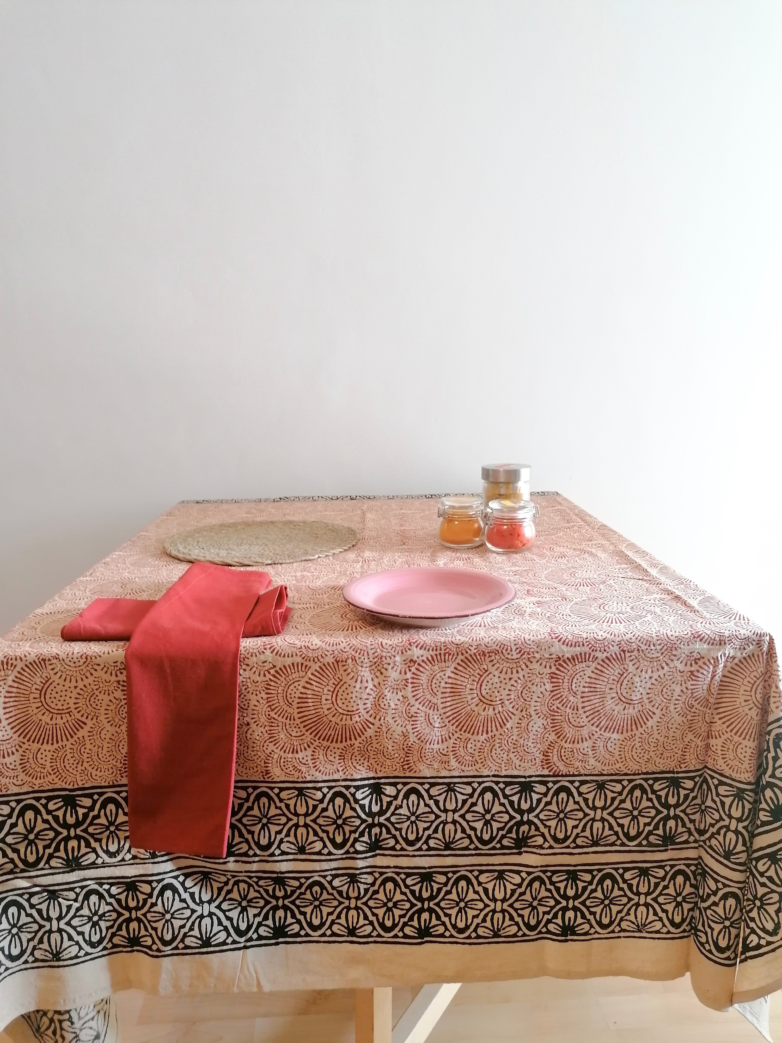 Mantel Pankha Rojo