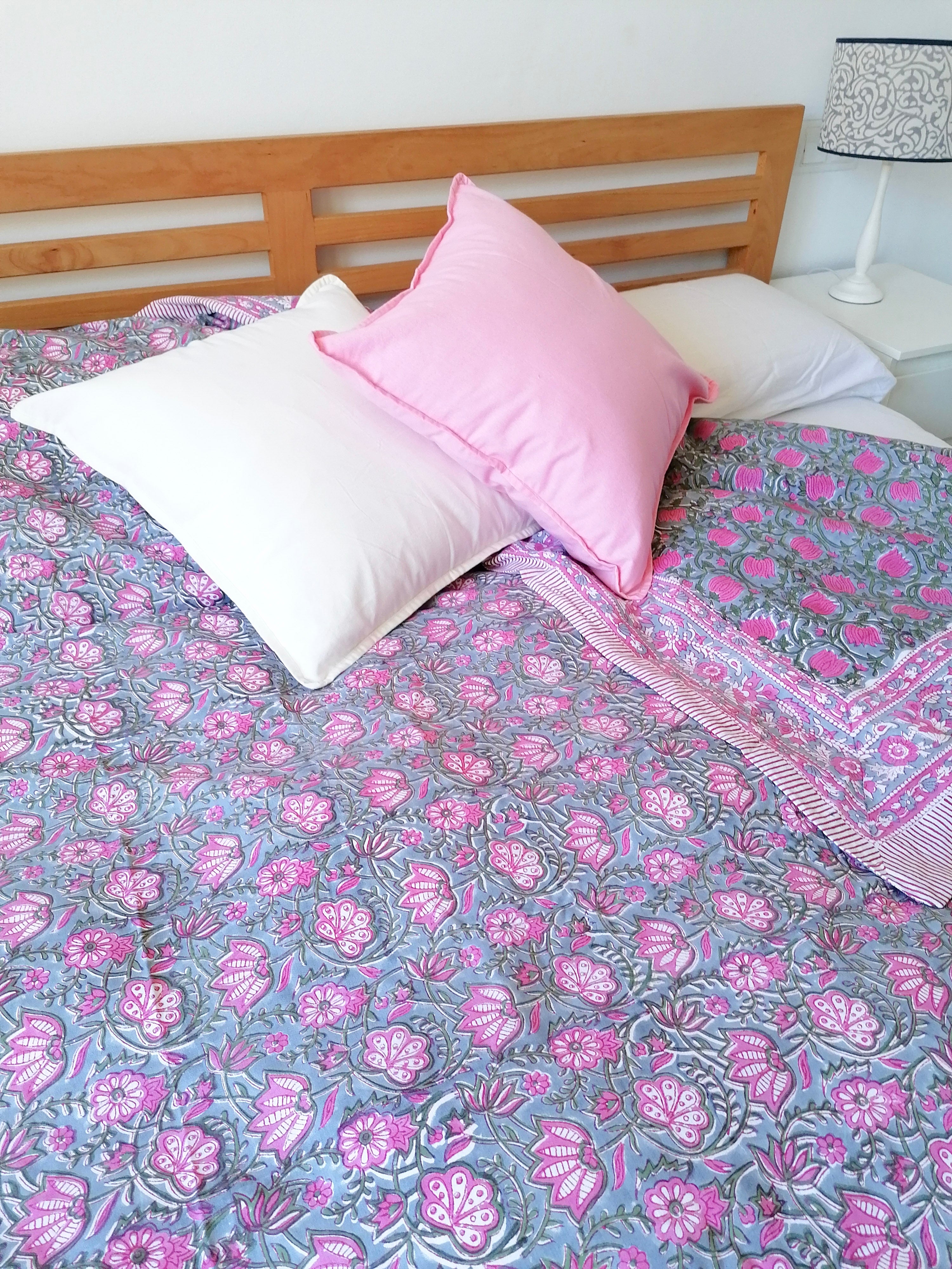 Funda Nórdica Kavya gris y rosa