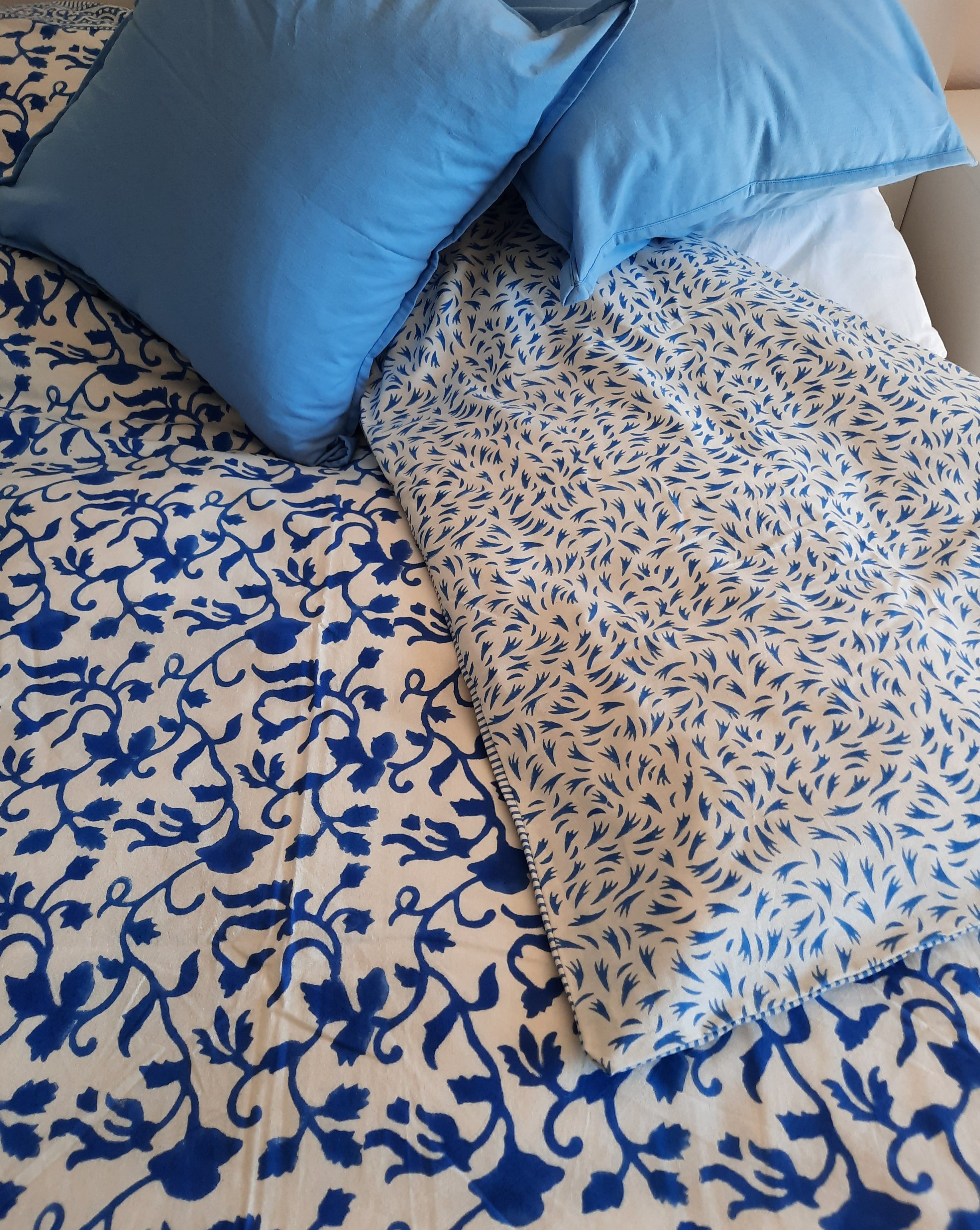 Edredón reversible Vrinda y Kala azul