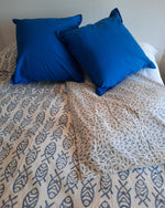 Charger l&#39;image dans la galerie, Edredón reversible Mira y Kala azul
