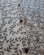 Cargar imagen en el visor de la galería, Edredón reversible Kavya y Jaya Gris
