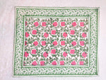 Cargar imagen en el visor de la galería, Mantel individual Kavya rosa pequeño
