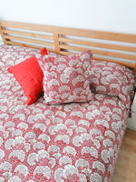 Charger l&#39;image dans la galerie, Cubrecamas Daya rojo y azul
