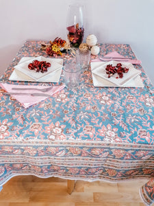 Mantel Kavita gris y rosa