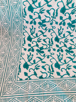 Charger l&#39;image dans la galerie, Cubresofá Vrinda Verde
